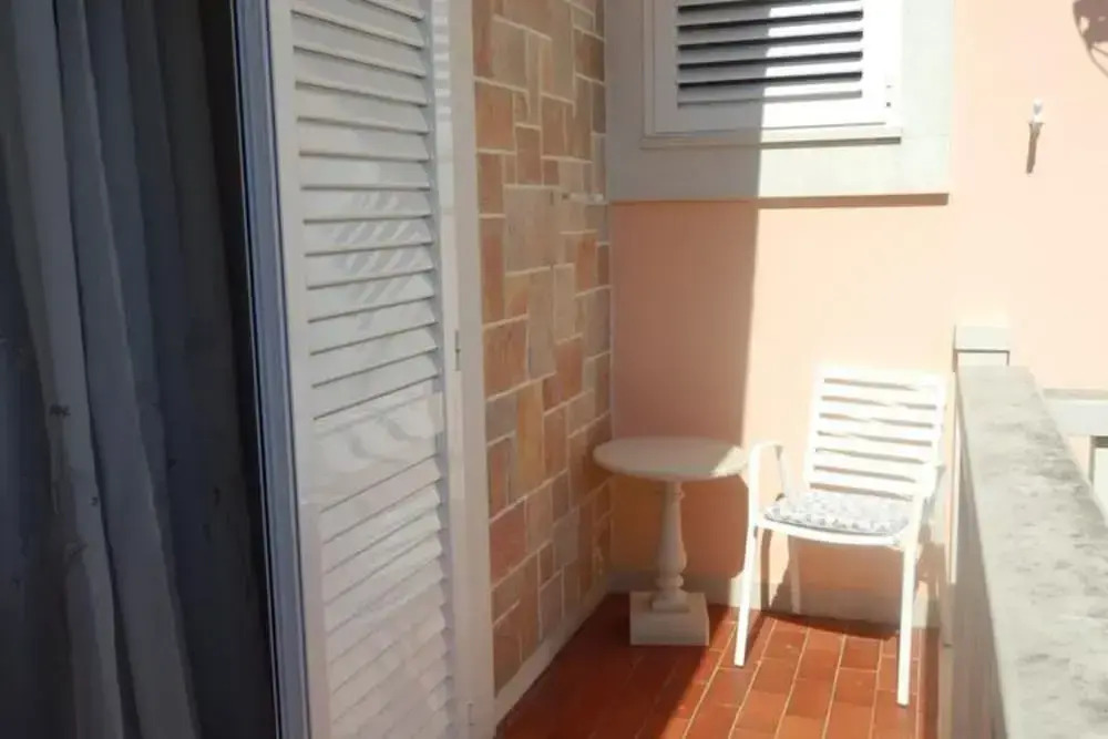 Apartment Vesna & Ivica - Two Bedroom Apartment With Terrace and Sea View