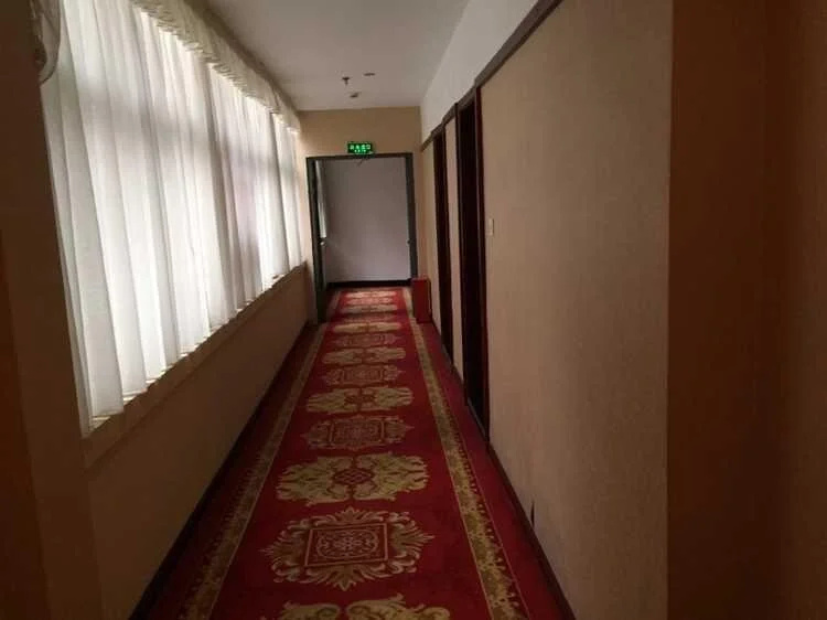 Yaxiya Business Hotel