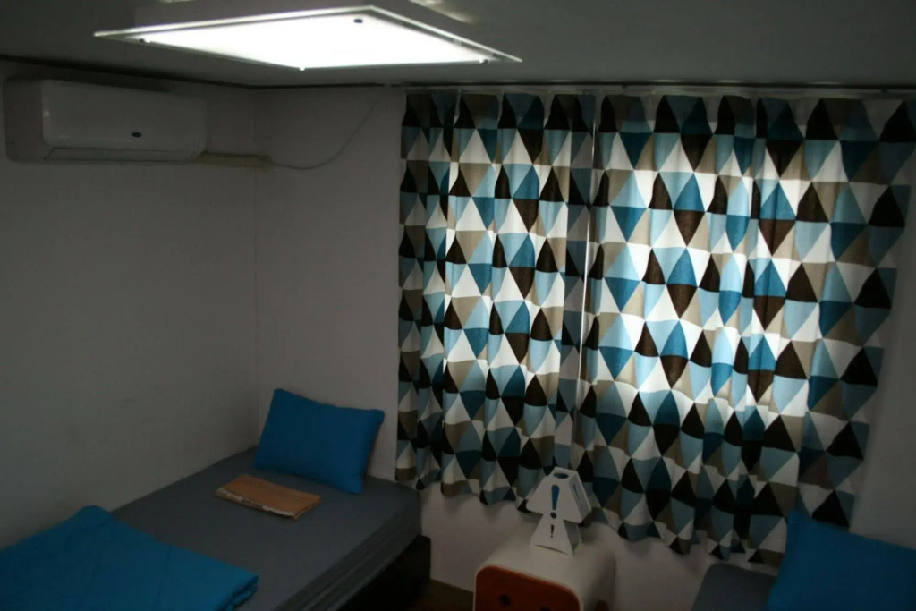 Zzzip Guesthouse in Hongdae