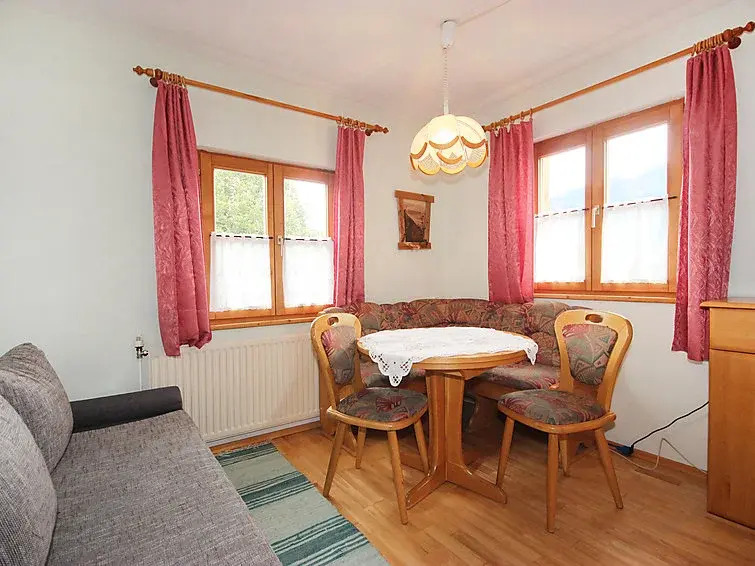 Apartment Kitzsteinhorn by Interhome
