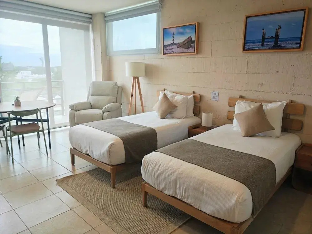 Everglades Suites