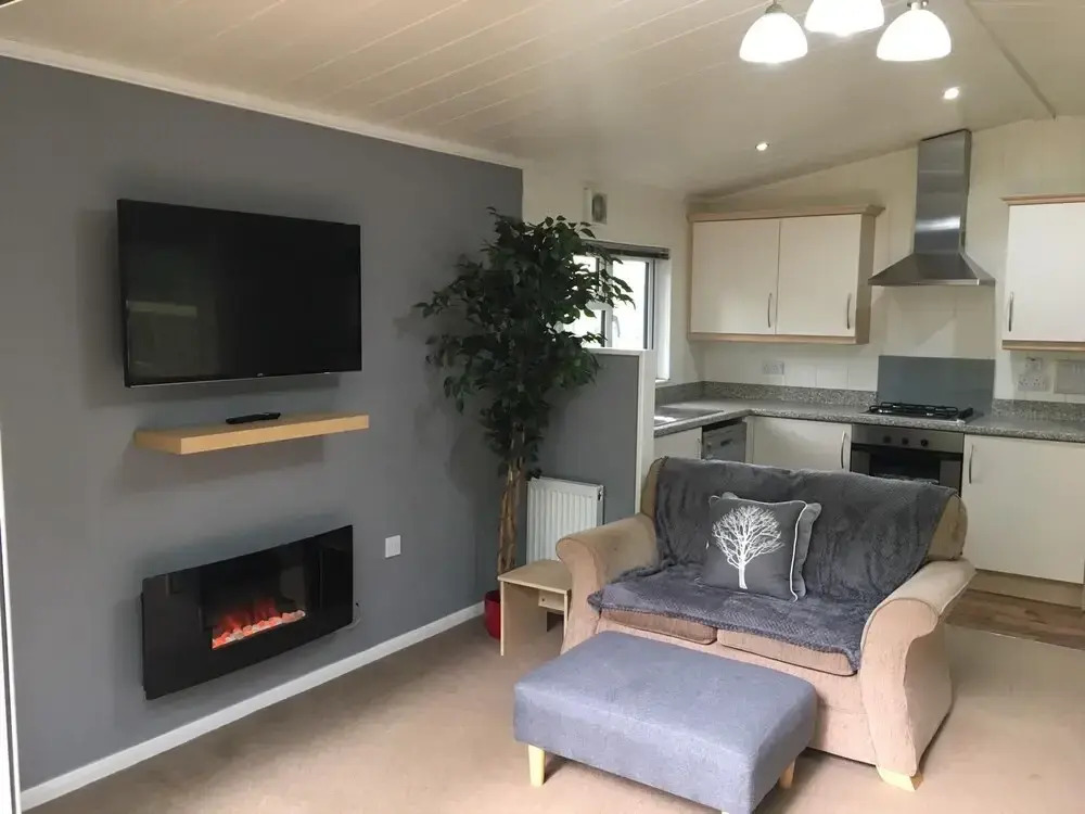 Woodland View -Hot Tub-Tenby-Carmarthen-St Clears
