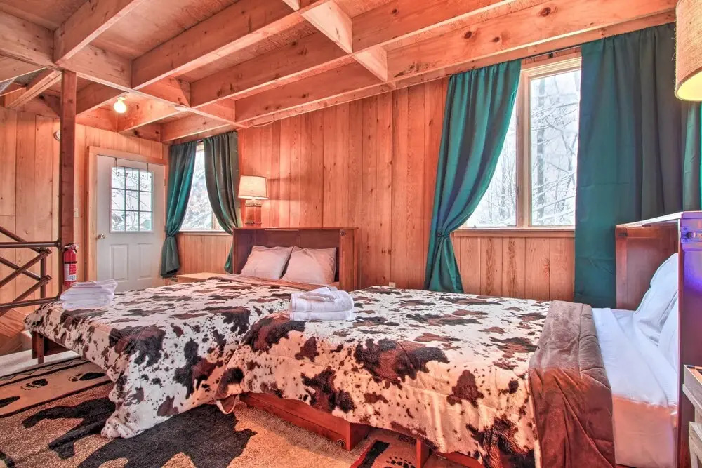 Walk to Ski Trails: Ludlow Home on Okemo Mountain