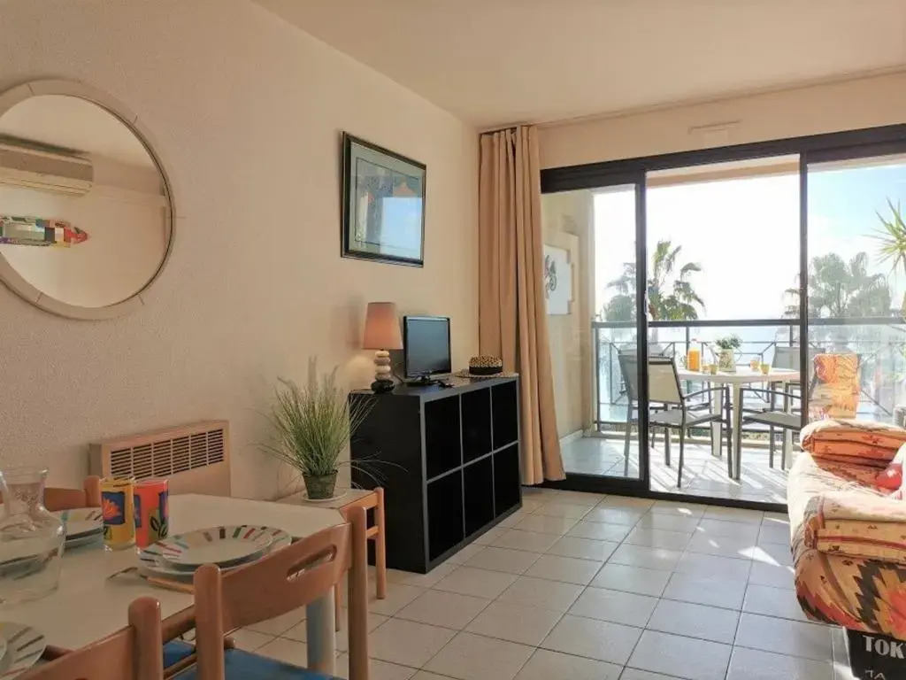 Appartement Cannes la Bocca, 2 pièces, 4 personnes - FR-1-609-2
