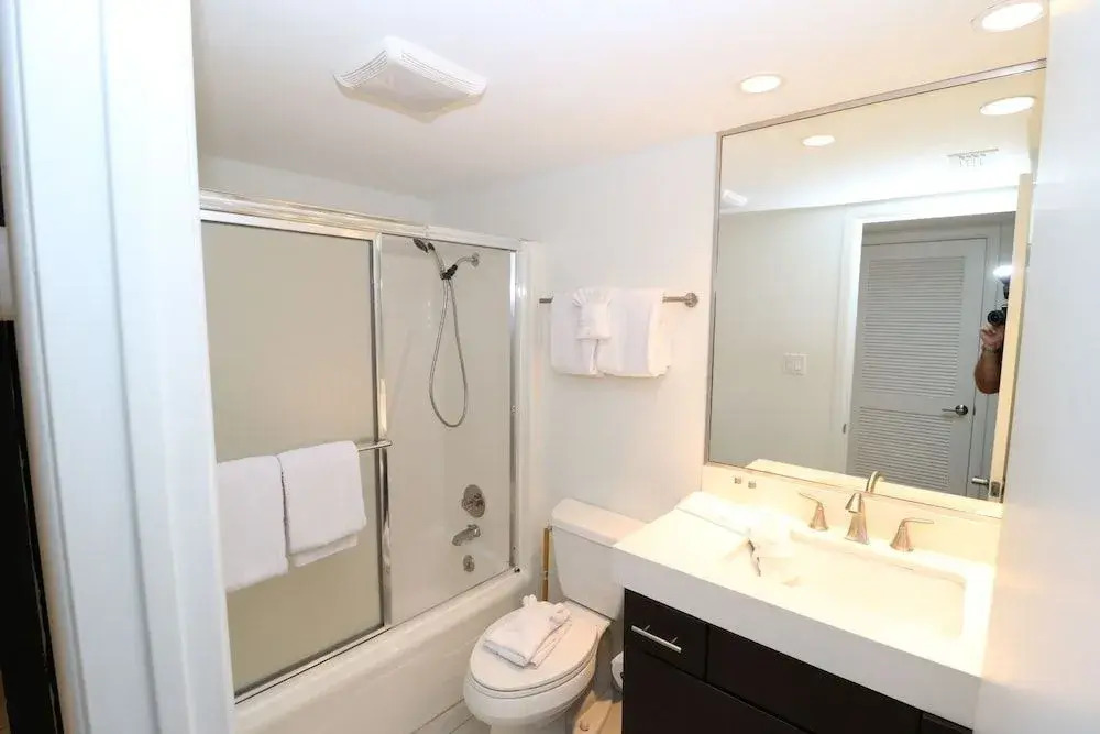 Oceanvista Condominiums by Cheap Getaway