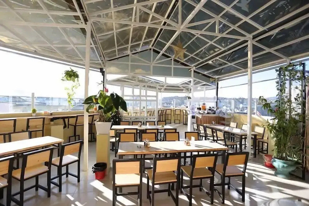 Khách Sạn TRUNGNHAN