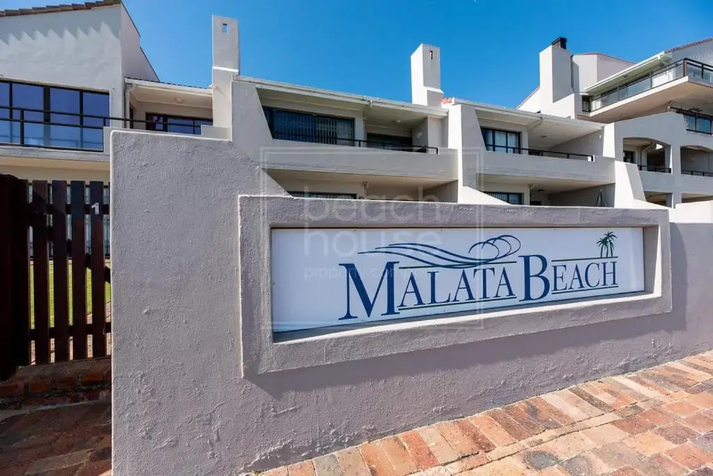 Panoramic Ocean View 2 bedroom in Blouberg, Cape Town