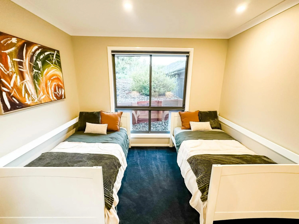 Hamilton House - Snowy Mountain Luxury Villas
