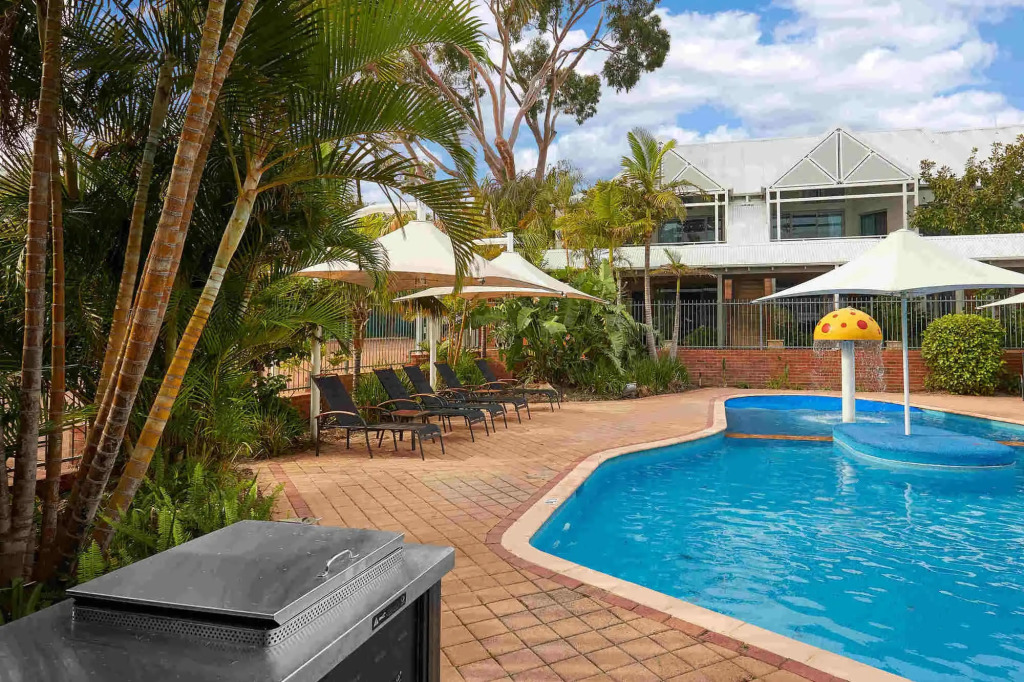 Broadwater Resort Como