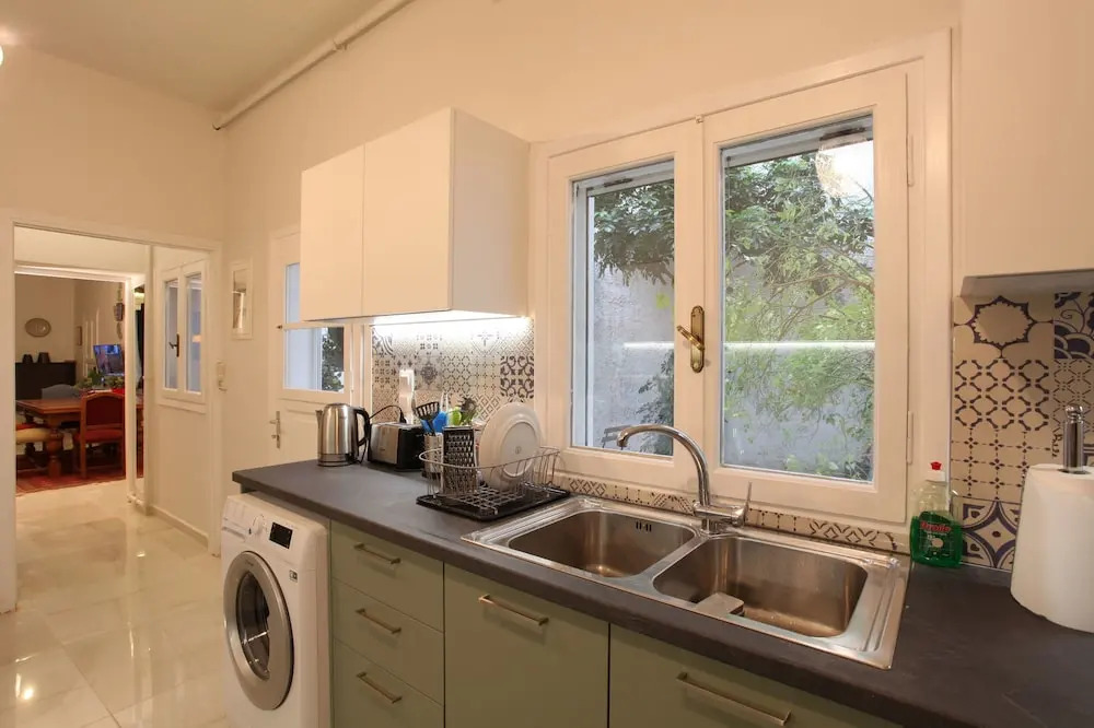Athenian Niche in Plaka Villa by Athenian Homes
