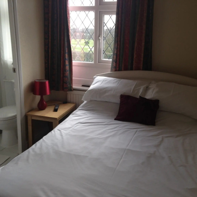 Ivanhoe Hotel