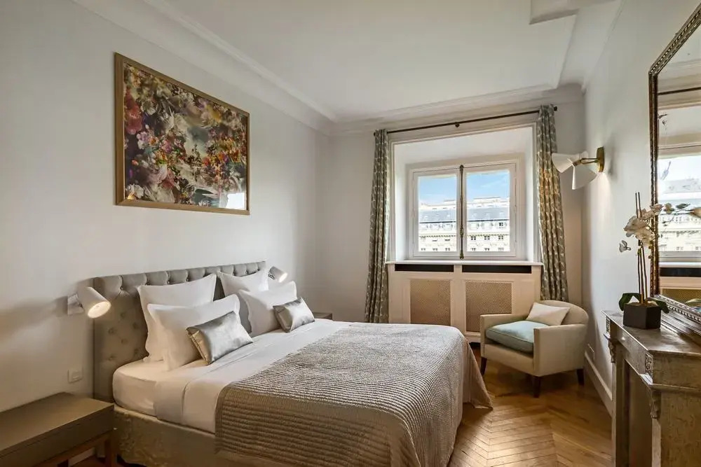 Palais Petit - Two Bedroom Apartment