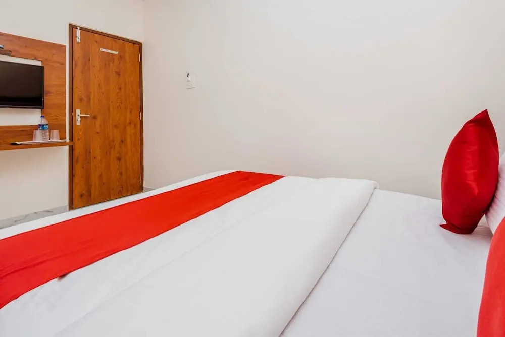 Hotel Purple Orchid