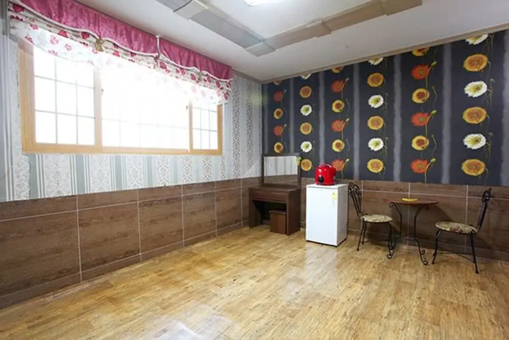 Geojedohaeyang Pension