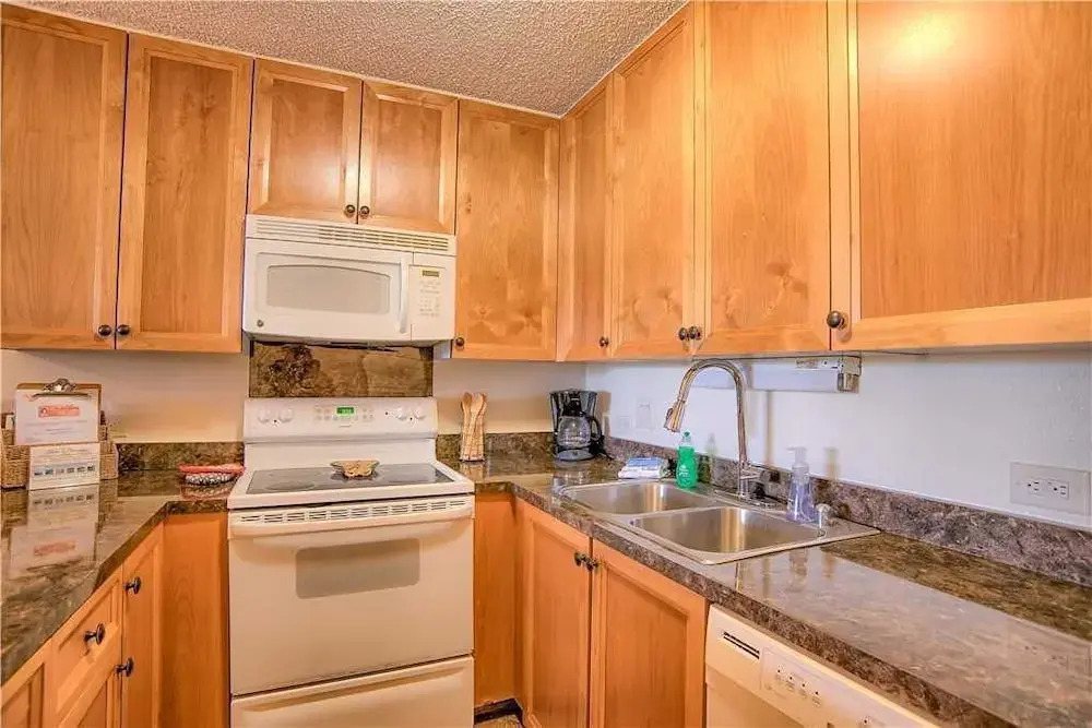 Kamaole Sands 4210 - One Bedroom Condo