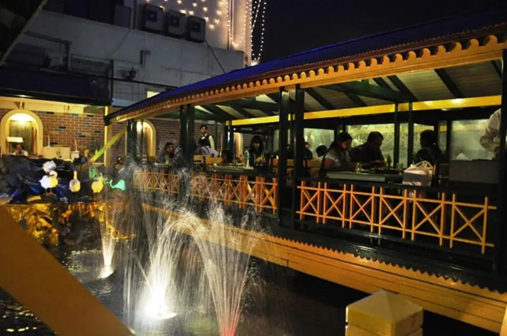 Hotel Highway View (Shikara)