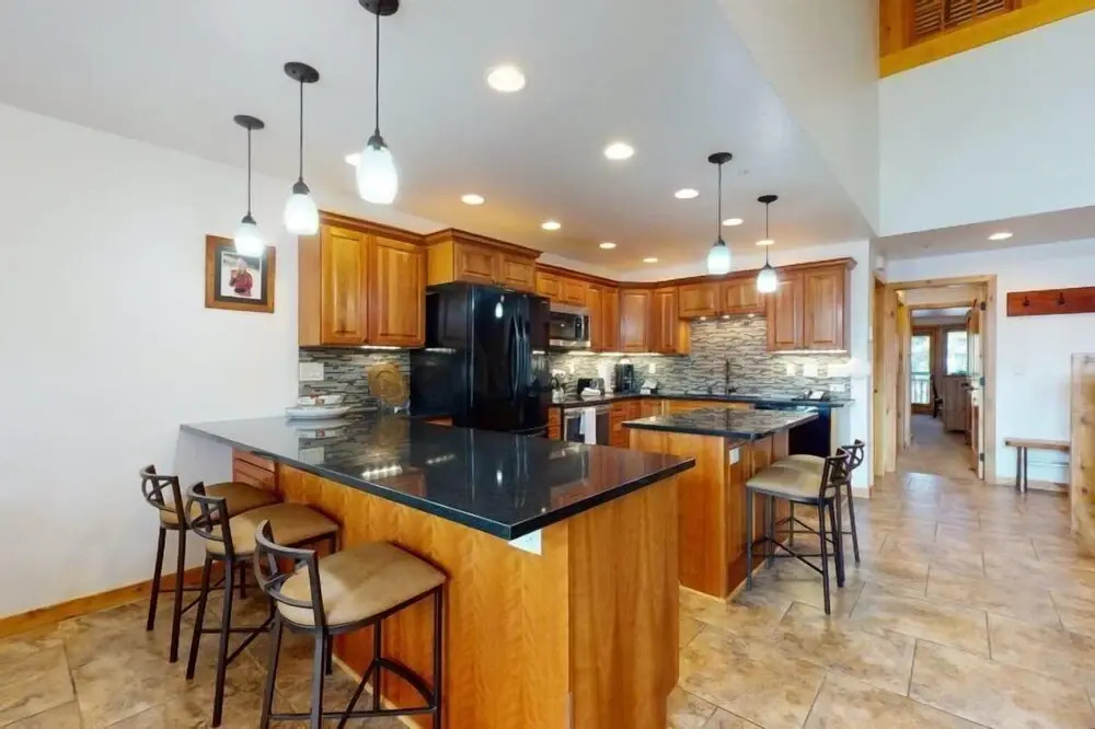 Vail Lion Square 310E
