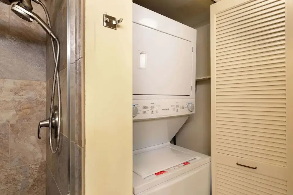 White Sands Village 214 Modern Condo for 4 w/ Enviable Ocean Views!