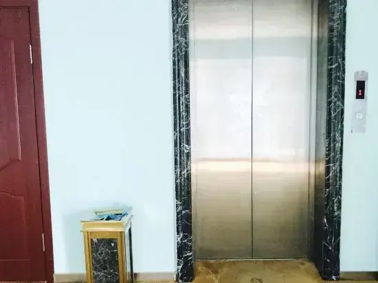 New Barag Left Banner Fanyou Hotel