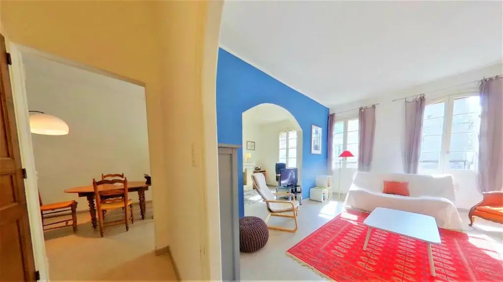 Appart 120 m2 entre gare, arènes, tour Luma clim