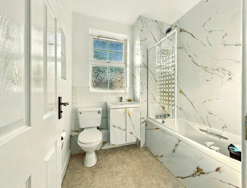 Oakwood House 6 Bed 11 Sleeps Garden-free Parking