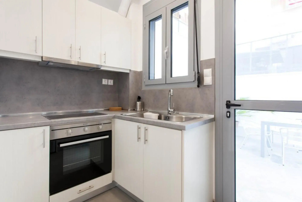 Spacious 4BR House Near Acropolis Roof Garden 12 Guests