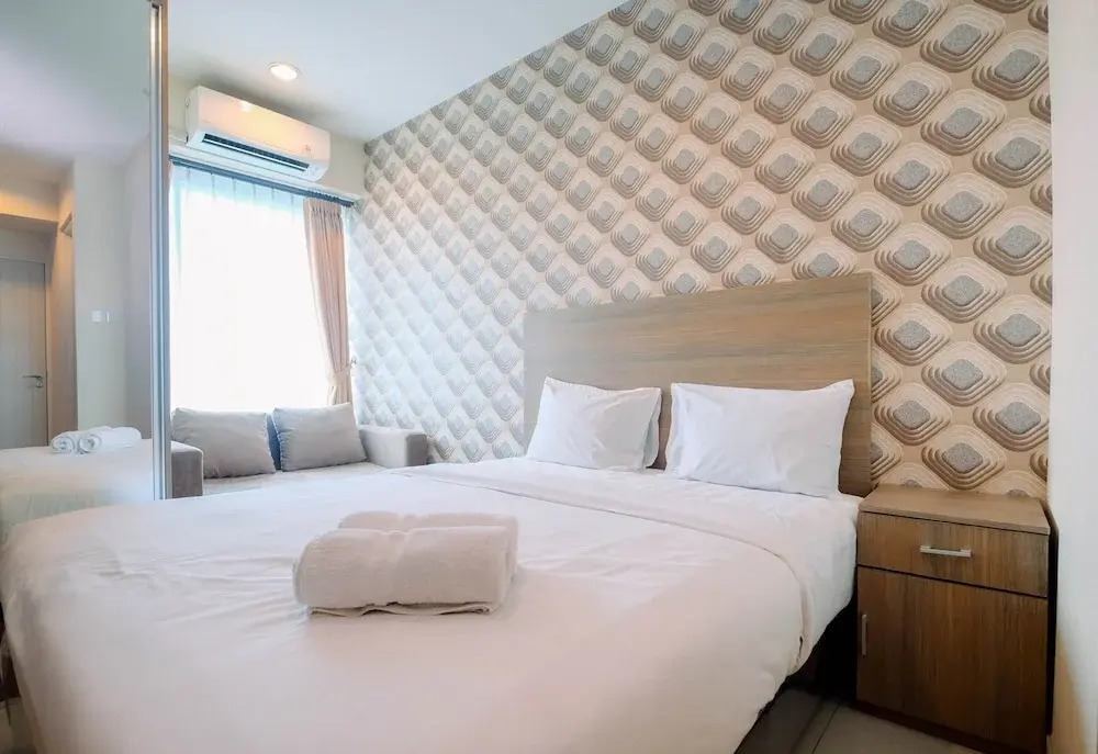 Modern and Posh Studio Apartment @ Grand Kamala Lagoon By Travelio