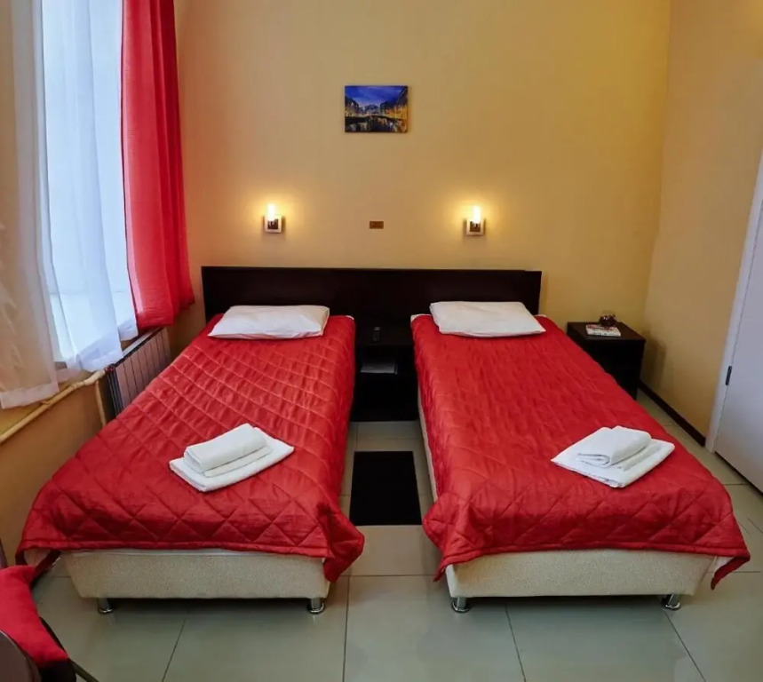 Bridge Inn Cozy Triple room