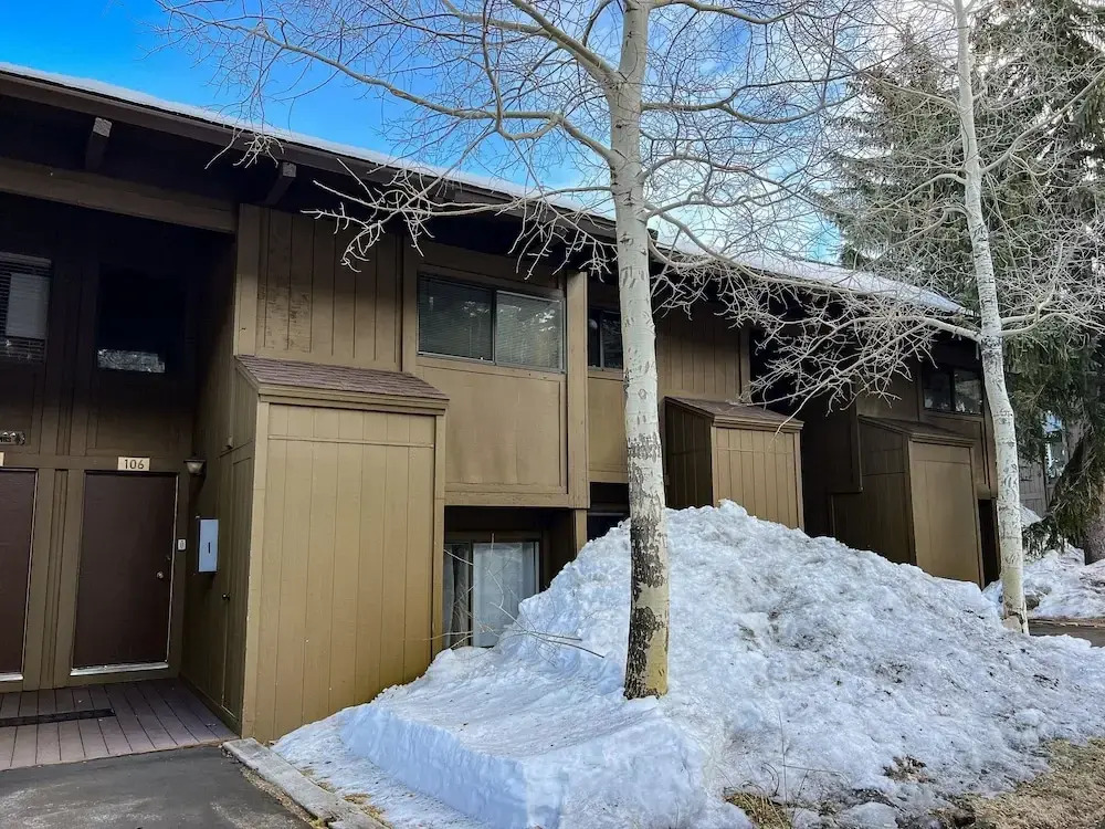 Mammoth Point #106 2 Bedroom Condo by RedAwning
