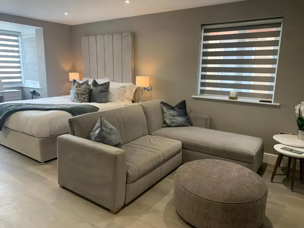 Willshaw Suites for families over 25 only