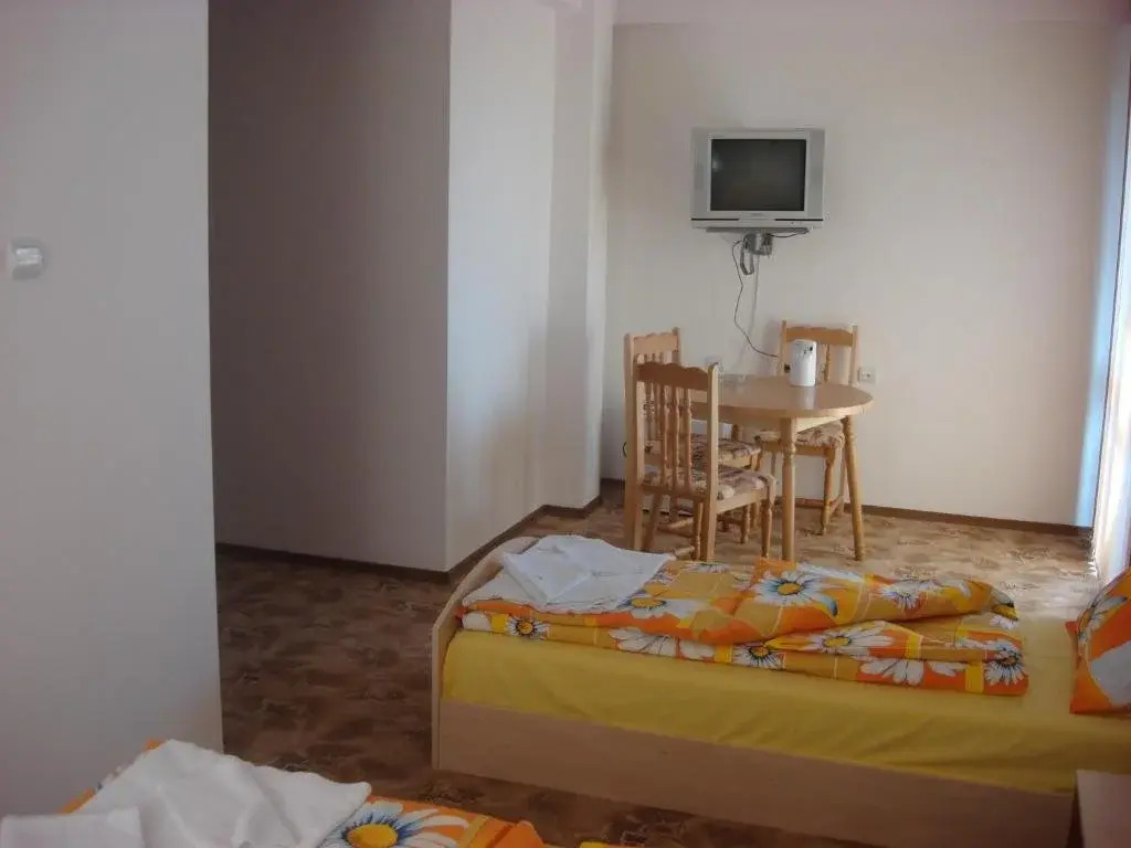 Eleni Palace