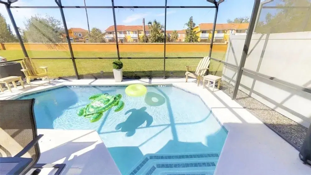 ACO FAMILY – 4 bd TOWNHOME WITH POOL (1515)