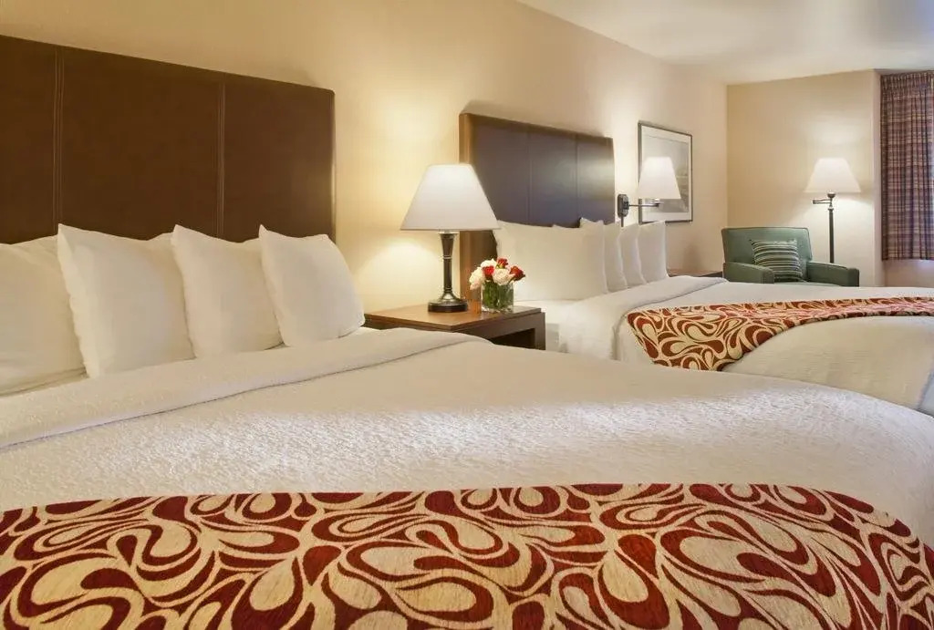 Silver Cloud Inn - Redmond