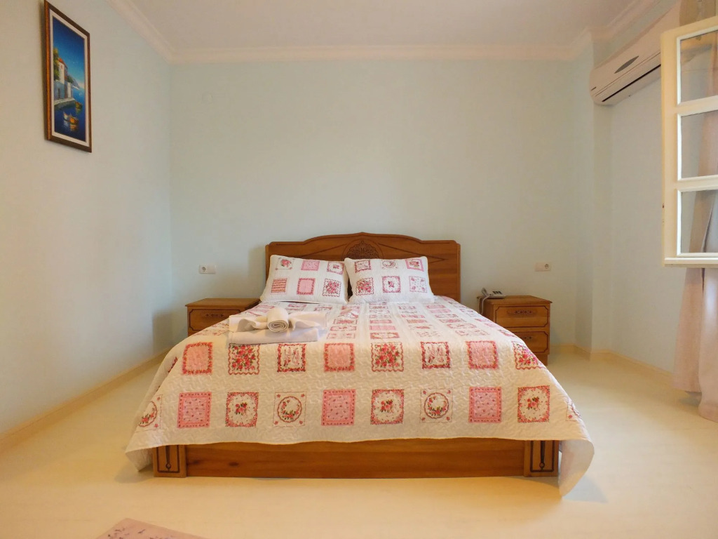 Nobela Hotel