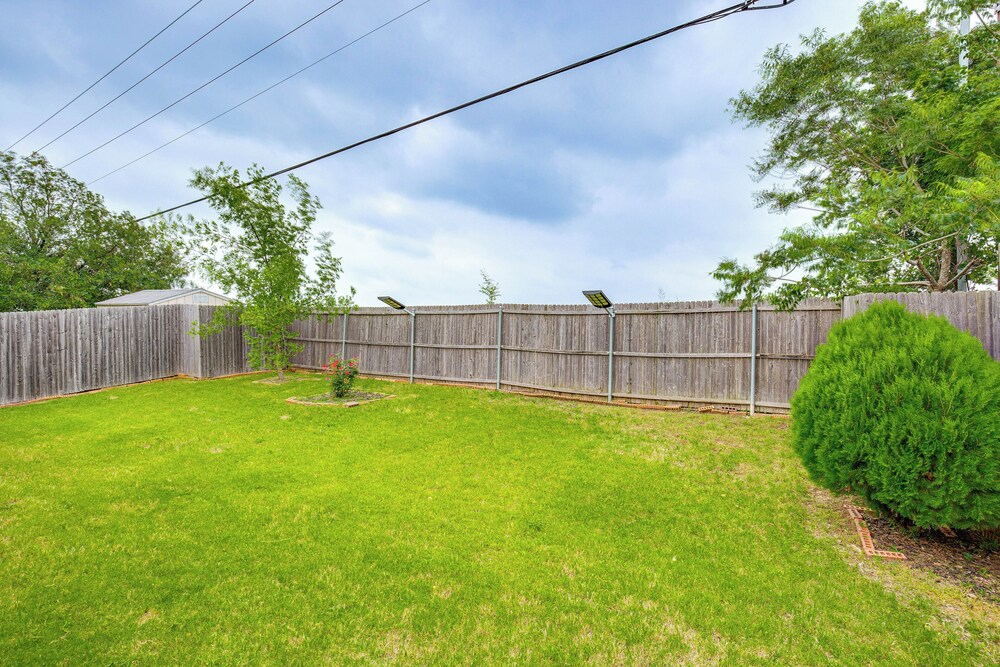 Private Yard & Grill: Greenville Vacation Rental