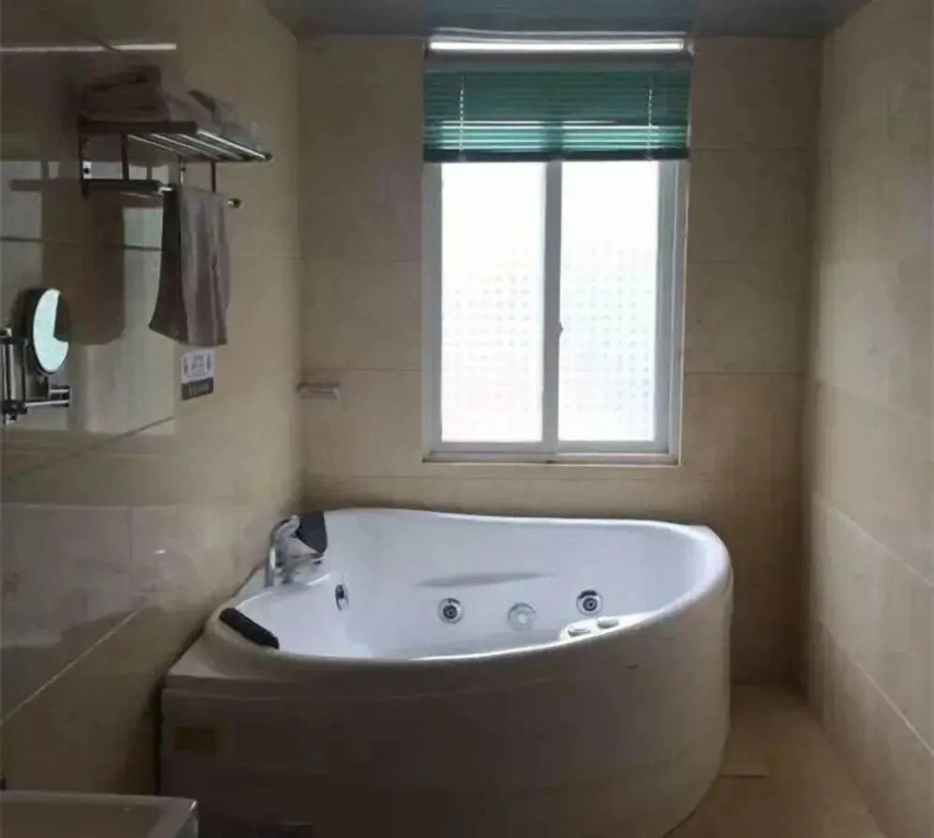Jinzhi Hotel