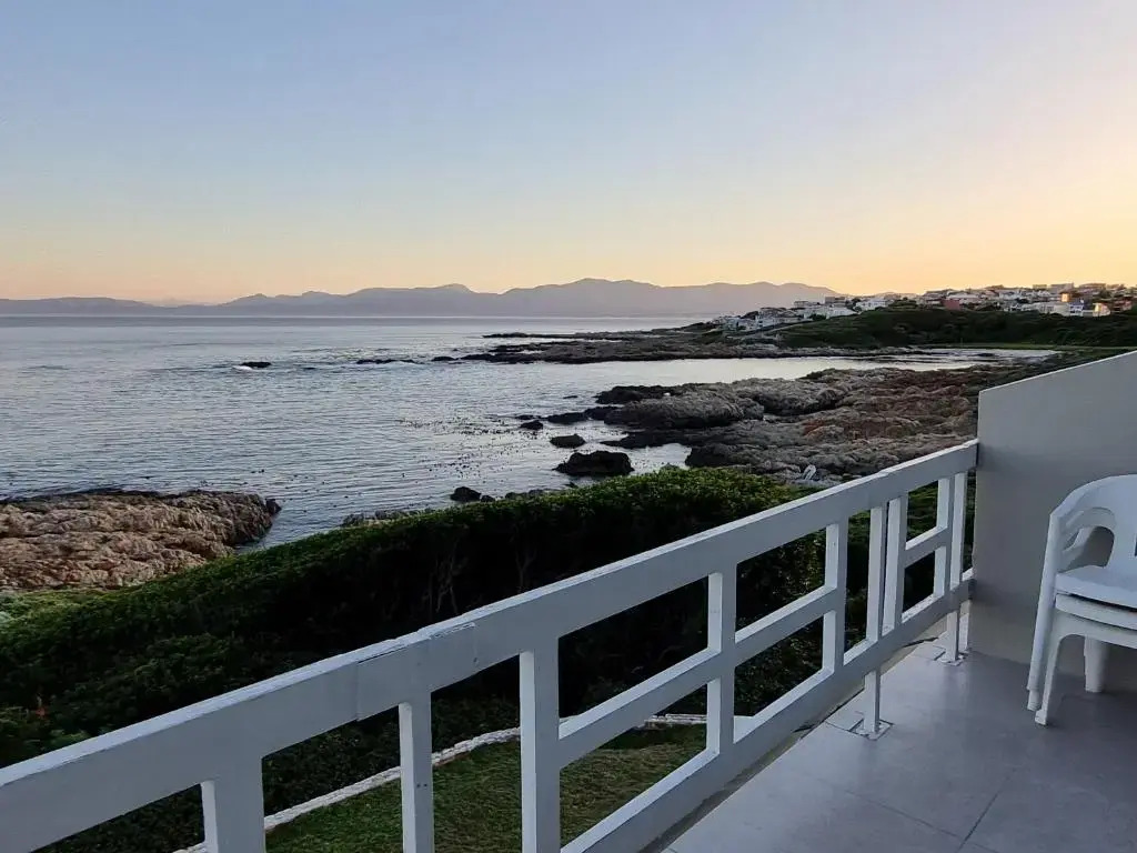 La Melamire On the Rocks Bed & Breakfast