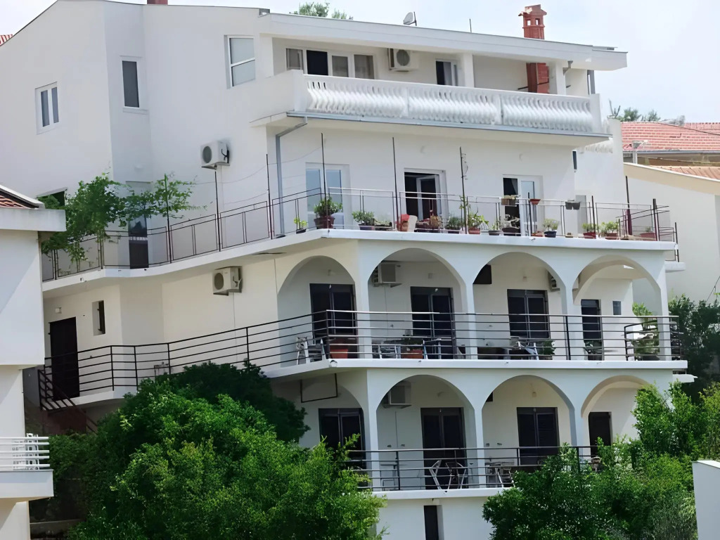 Apartments Cejovic