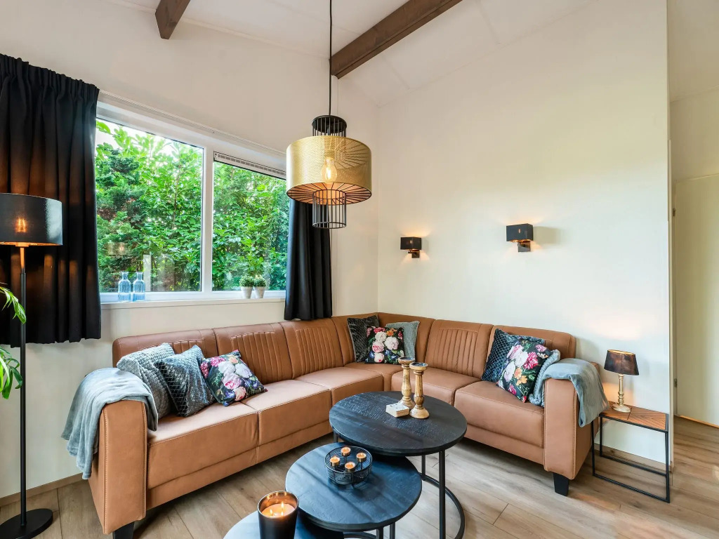 Holiday Home in Hellendoorn near Forest