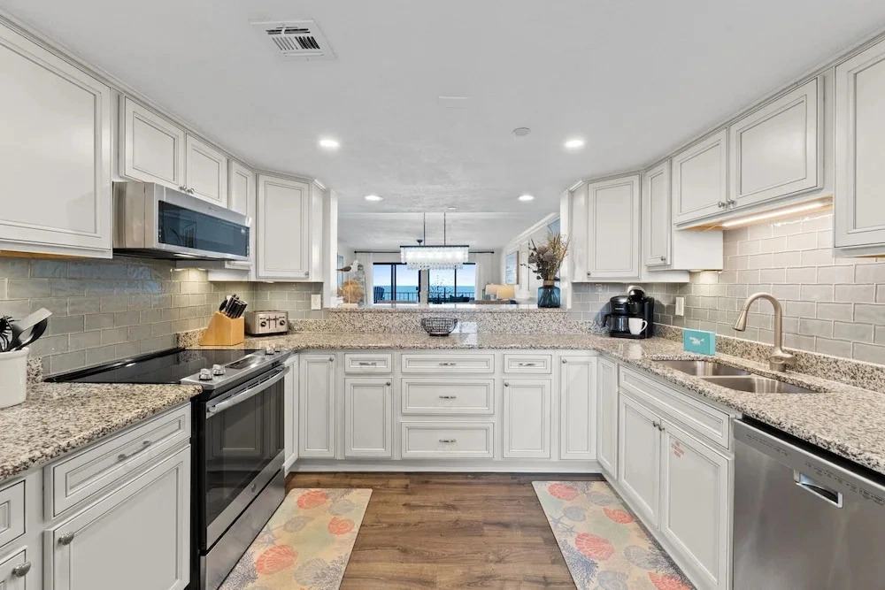 Surf Dweller 508 - Beachfront Boho