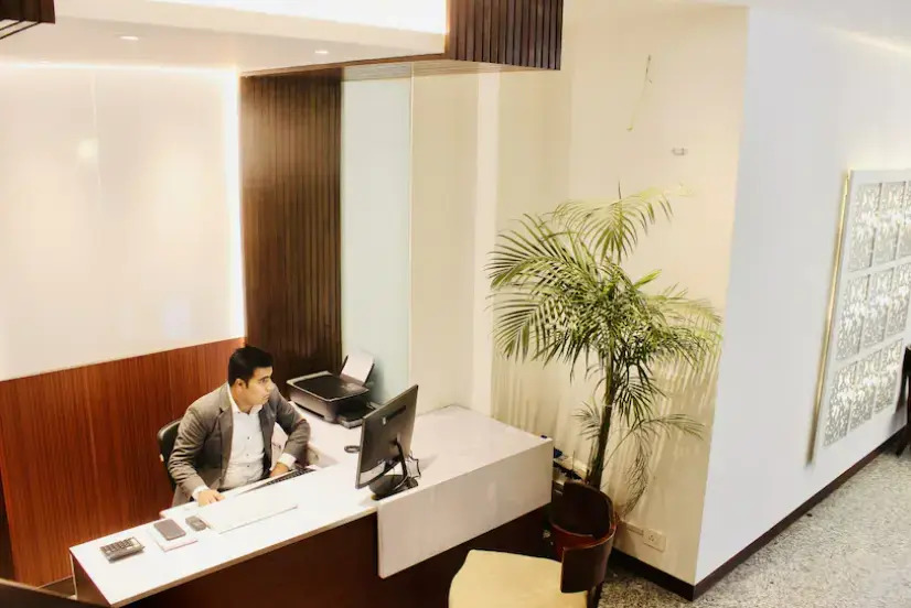 Hotel 91 Golf Course Road
