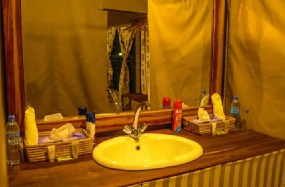 Osinon Camps & Lodges