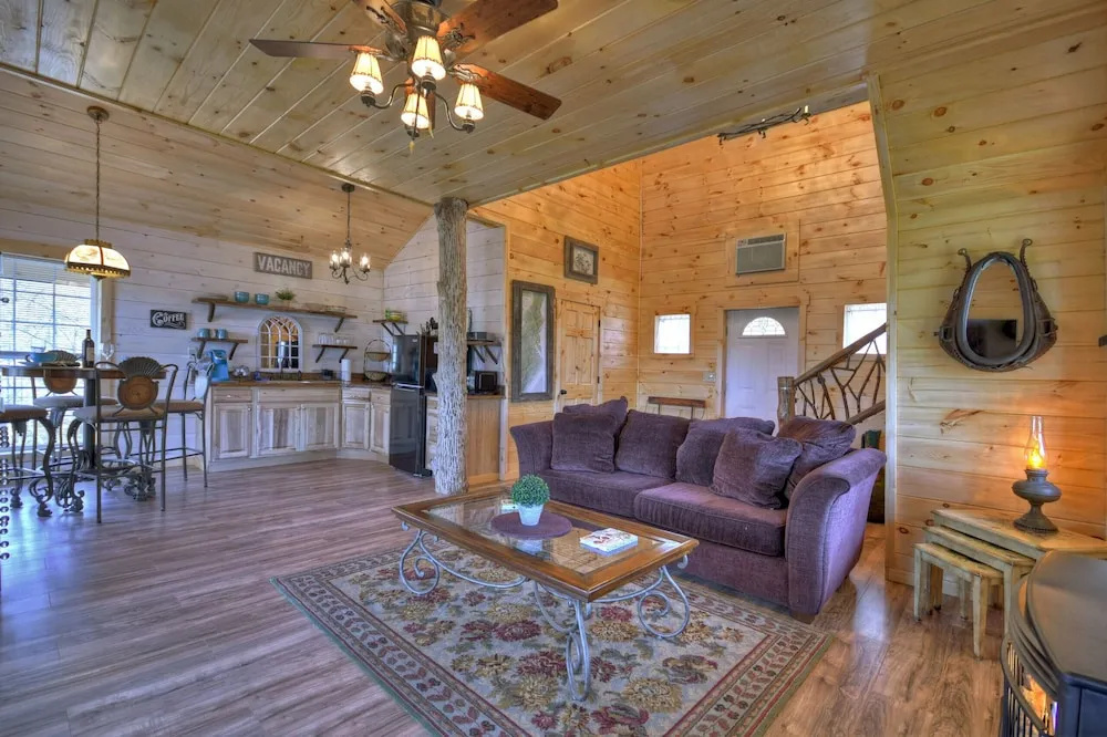 Treehouse Ellijay Star5vacations