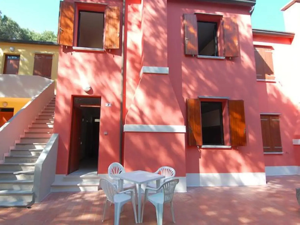 Germana 6/8 - Two Bedroom