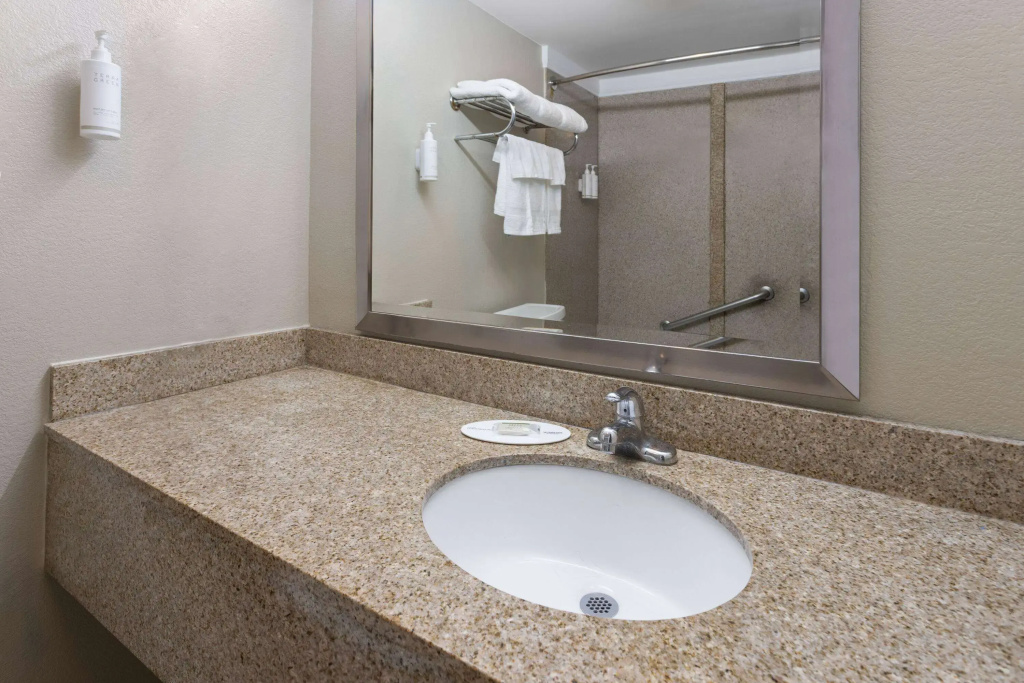 Days Inn by Wyndham Aberdeen