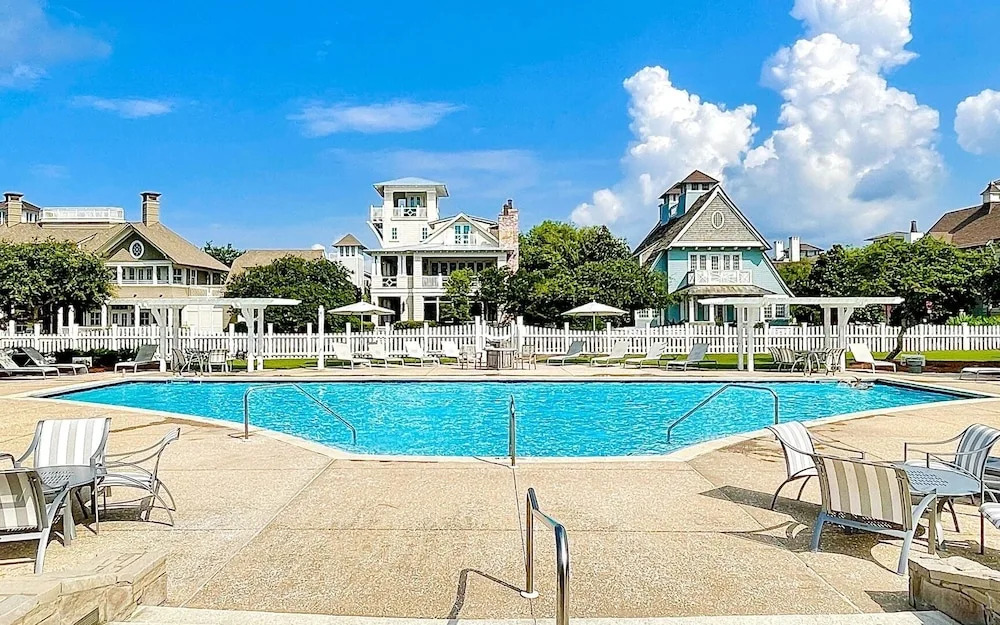 Gulf Front Penthouse Condo Complimentary Golf Cart 407 Compass Point 1, Watersound - 3 Br, Slps 8 3 Bedroom Condo by RedAwning