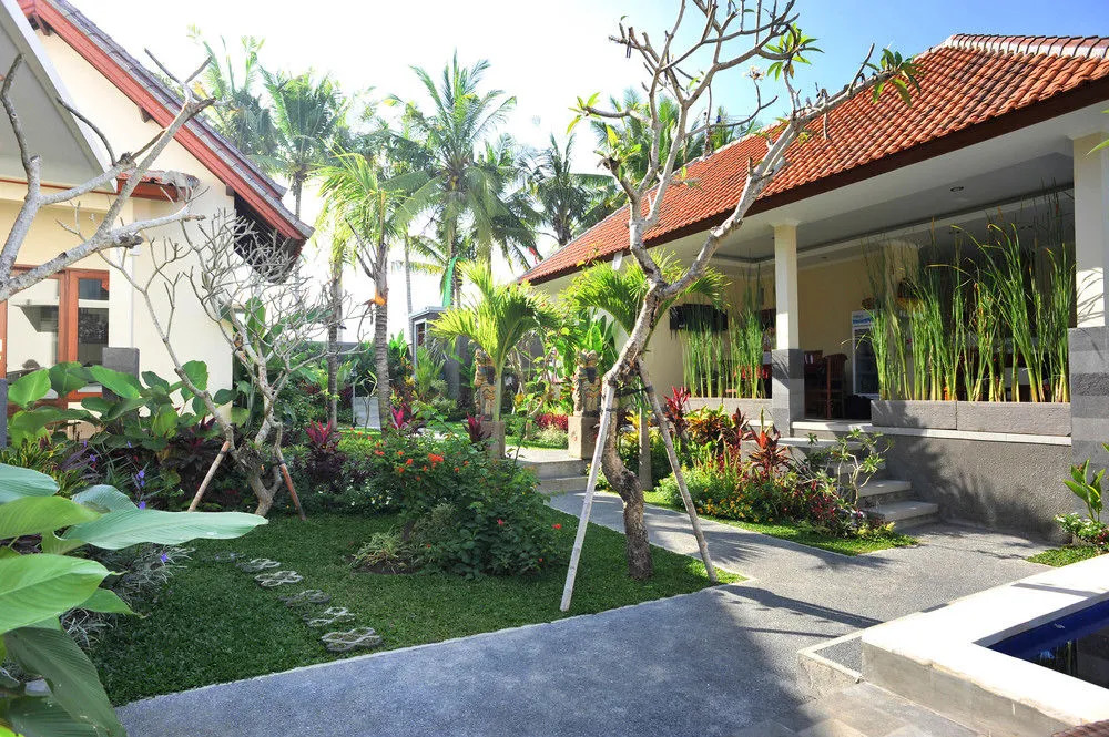 巴厘岛艾里苏卡瓦地苏塔美莎丽99号酒店(Airy Sukawati Sutami Gunung Sari 99X Bali)