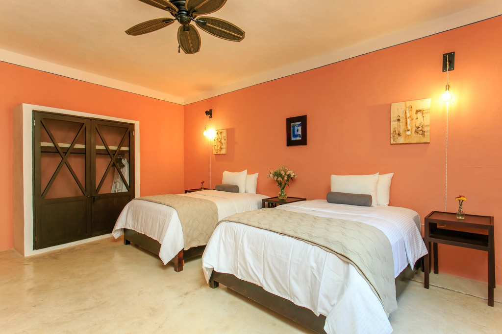 Casa Jade Hotel