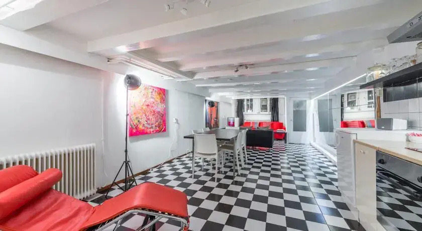 Rembrandt Apartment
