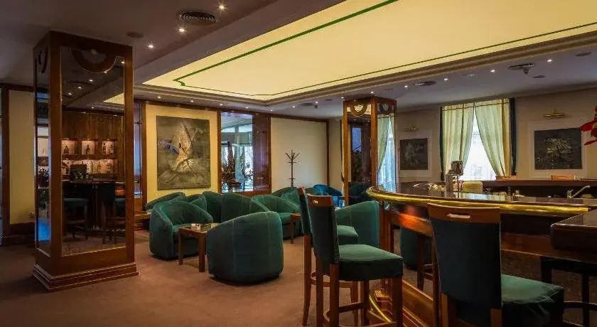 Hotel Sevlievo Plaza